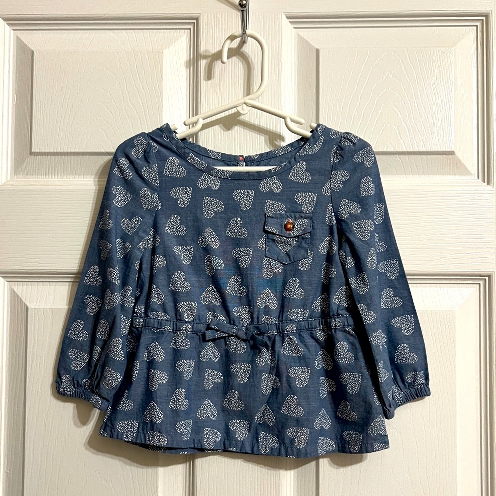 Car & Jack 2T Denim Blouse with white heart prints